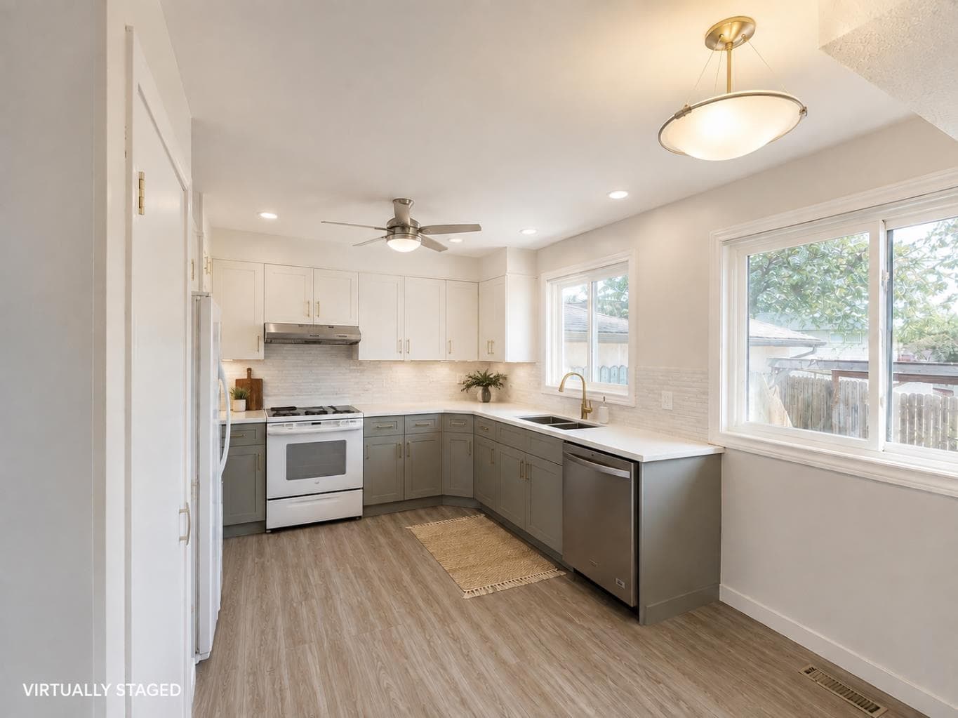 252 Templeview Way NE