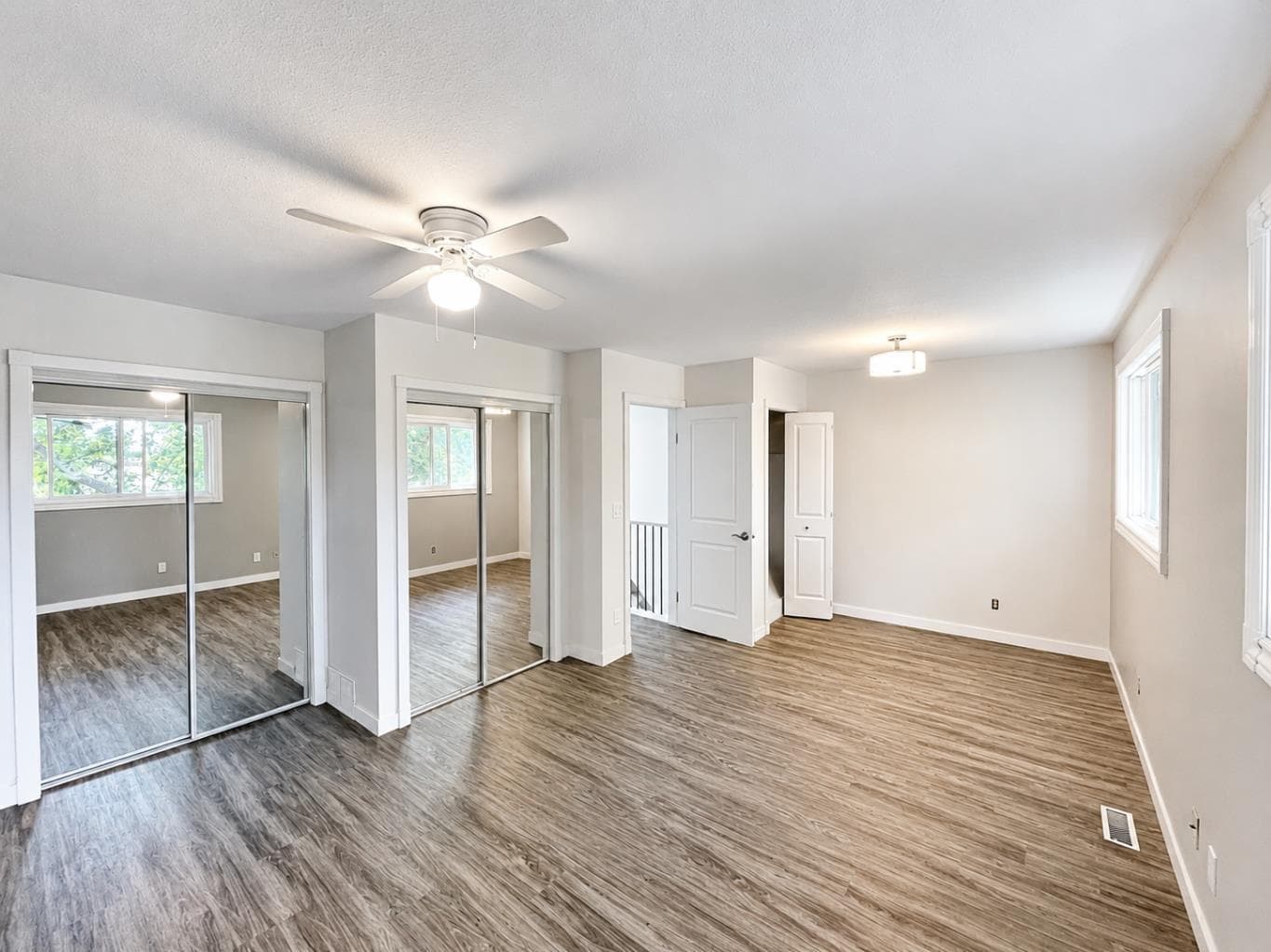 252 Templeview Way NE