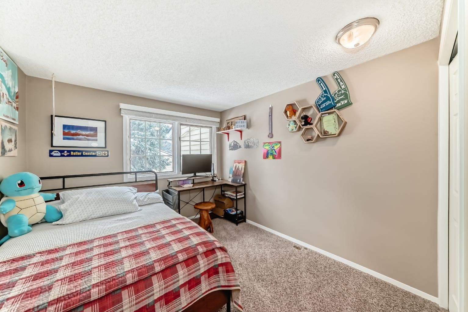 407 Point Mckay Garden NW