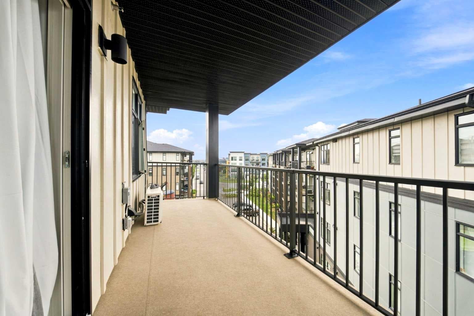 2401, 200 Seton Circle SE