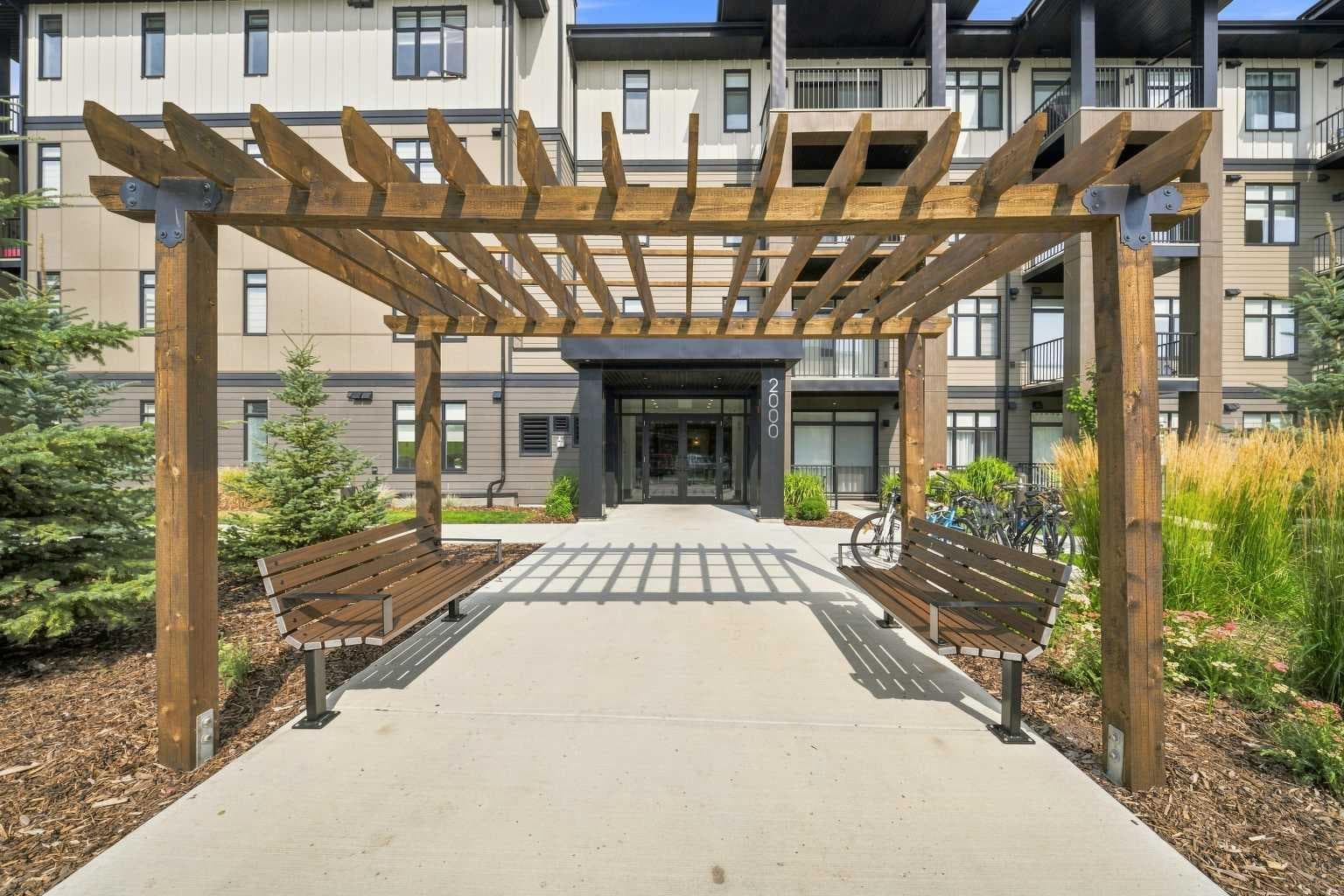2401, 200 Seton Circle SE