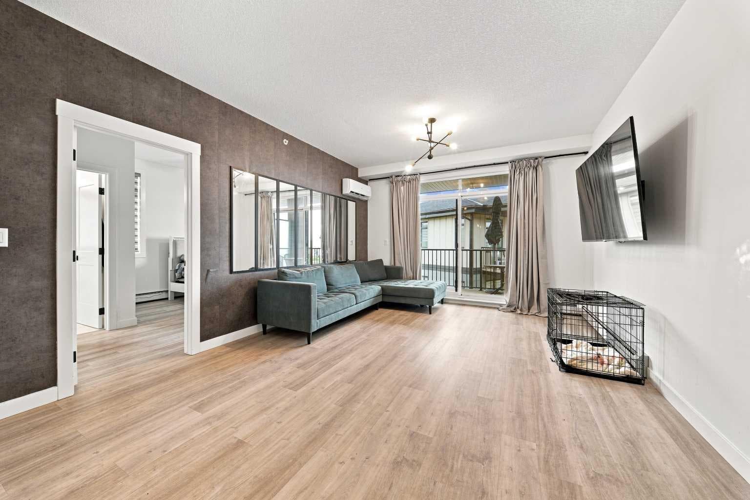 2401, 200 Seton Circle SE
