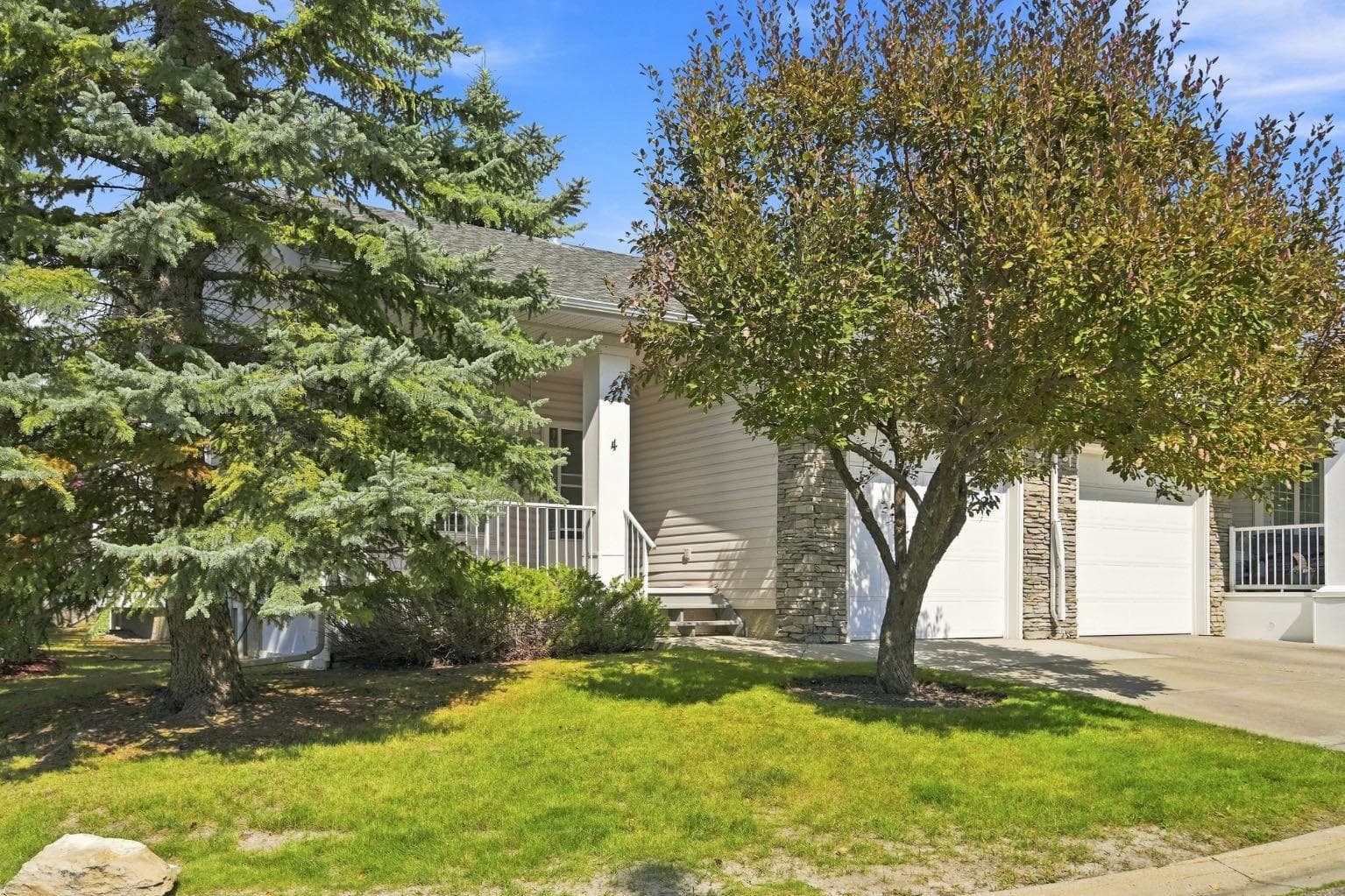 4 Douglasview Park SE