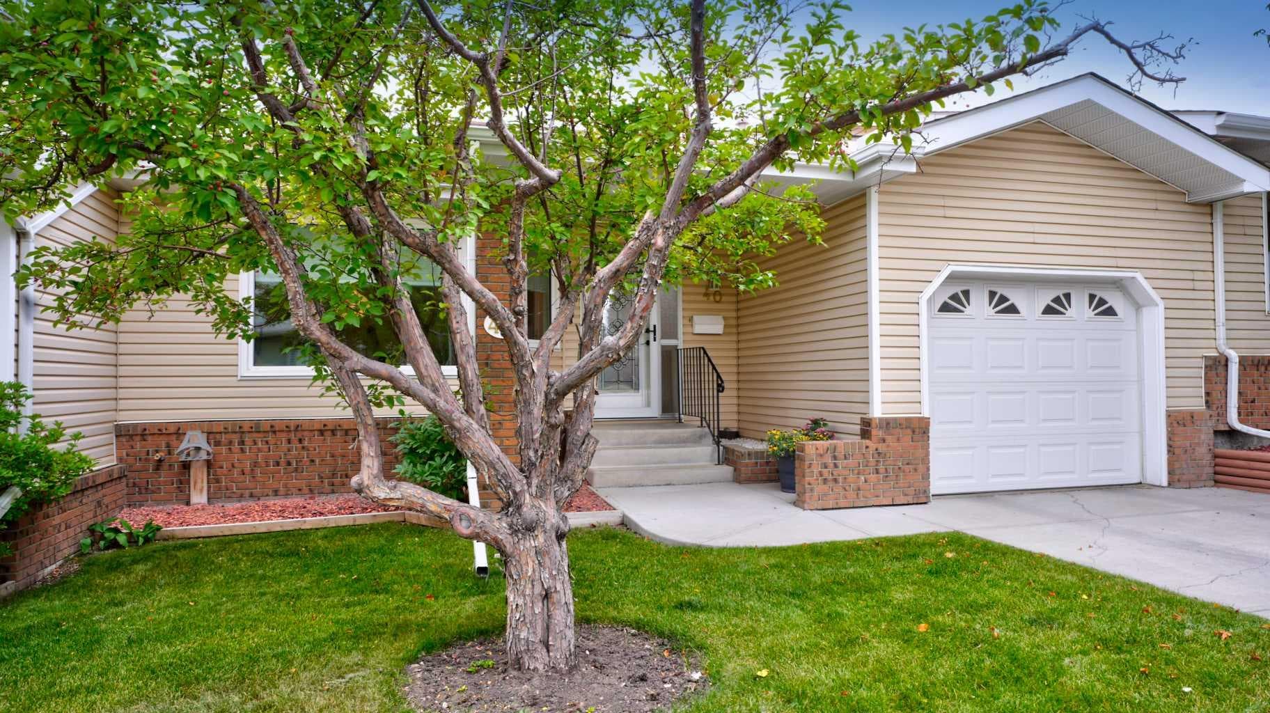 40 Vandoos Villas NW
