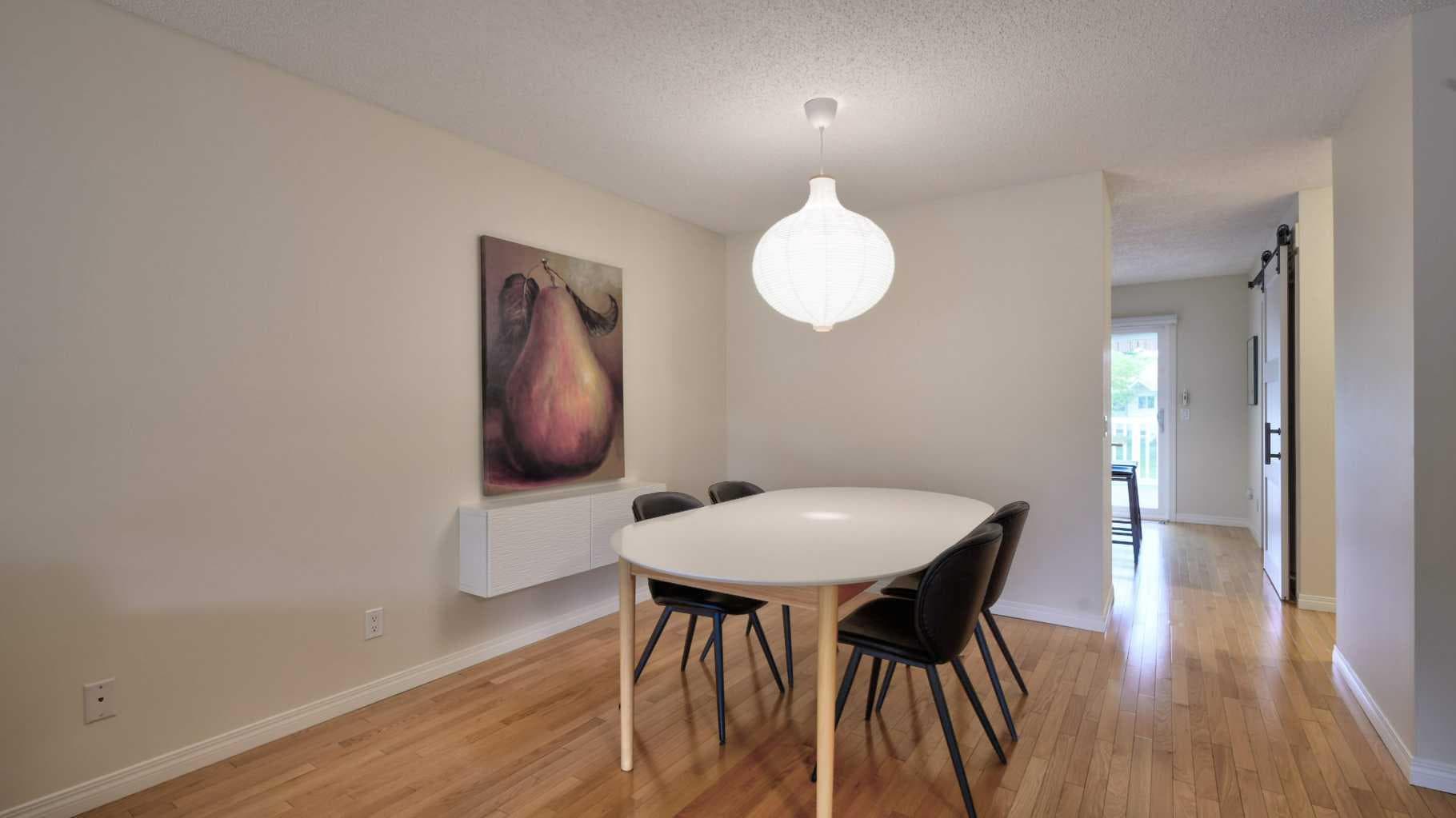 40 Vandoos Villas NW