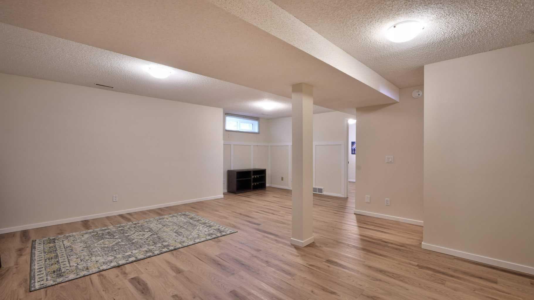 40 Vandoos Villas NW