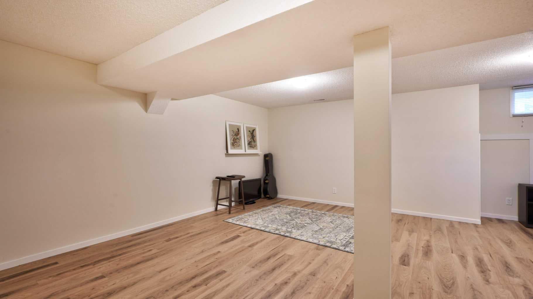 40 Vandoos Villas NW