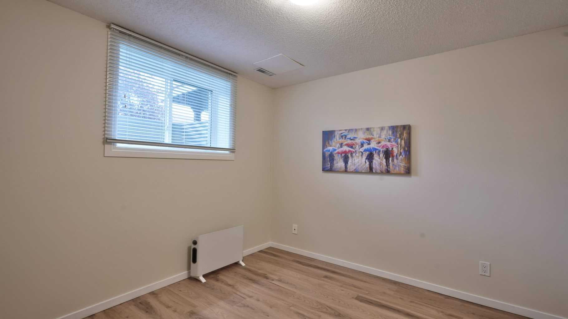 40 Vandoos Villas NW