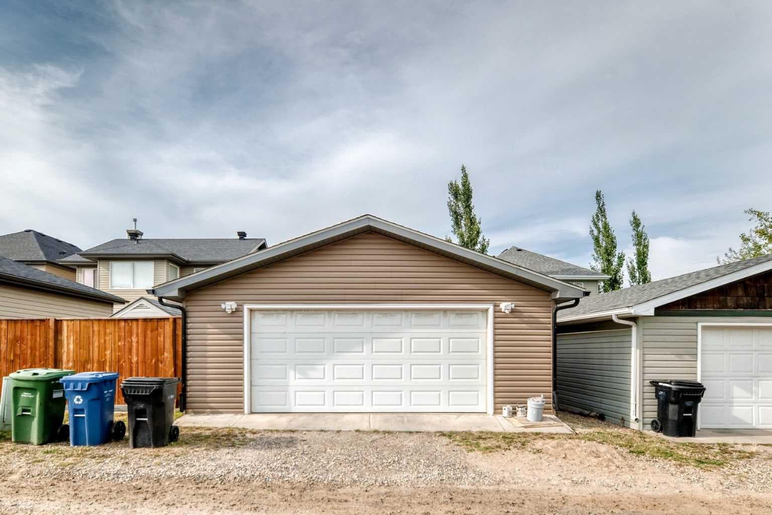 111 Coventry Hills Drive NE