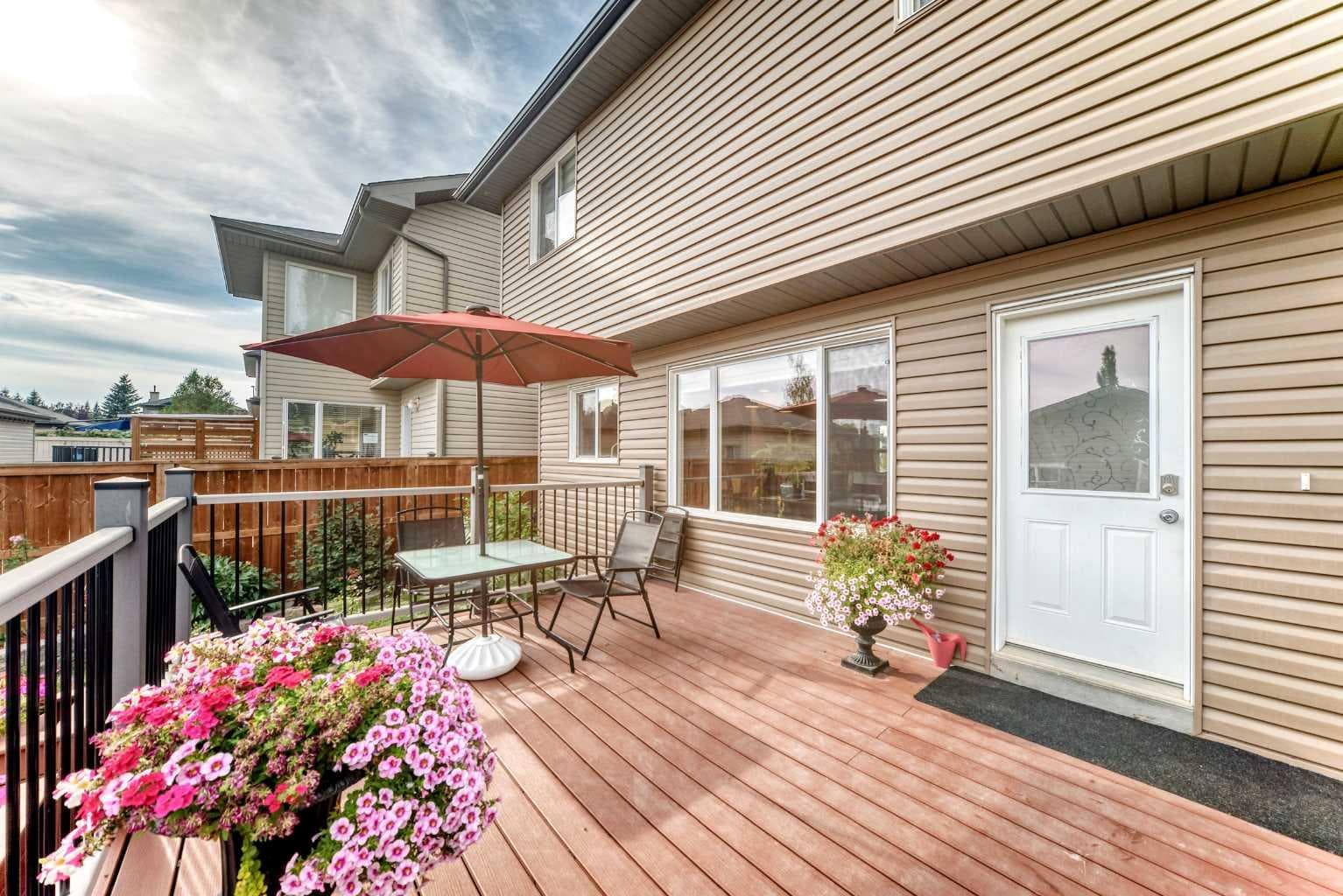 111 Coventry Hills Drive NE