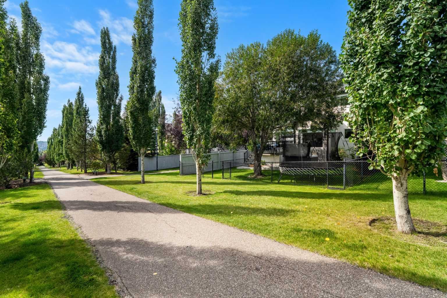 105 Tuscany Ridge Park NW