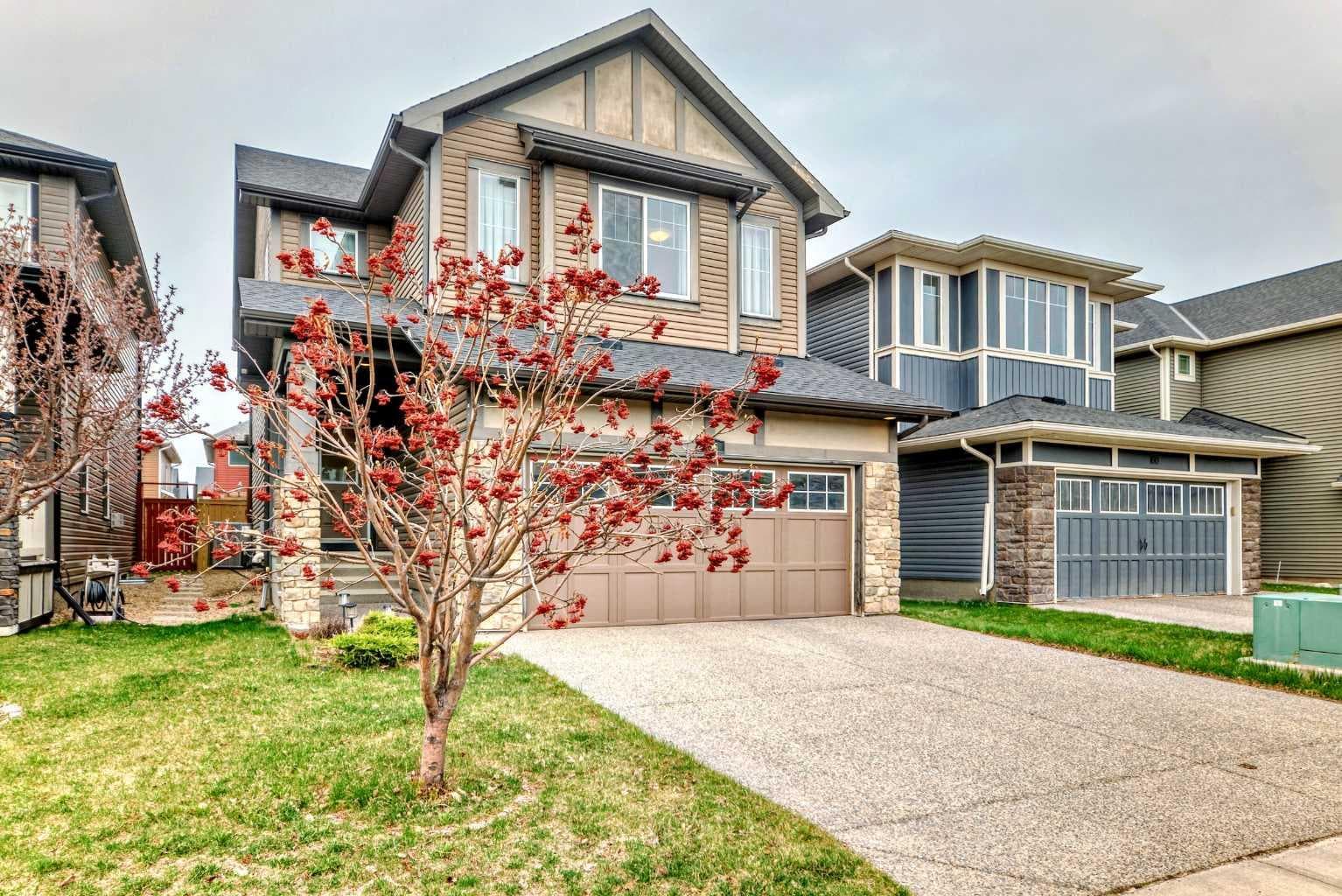 156 Cougar Ridge Manor SW