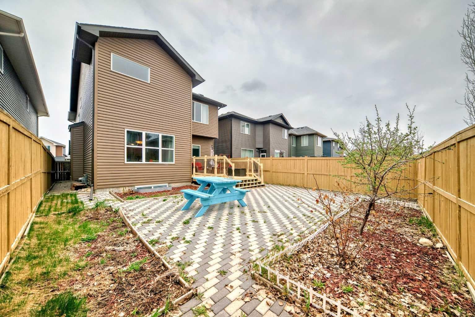 156 Cougar Ridge Manor SW