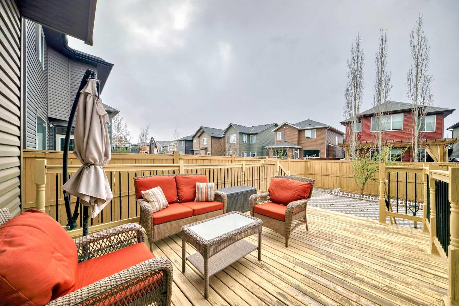 156 Cougar Ridge Manor SW