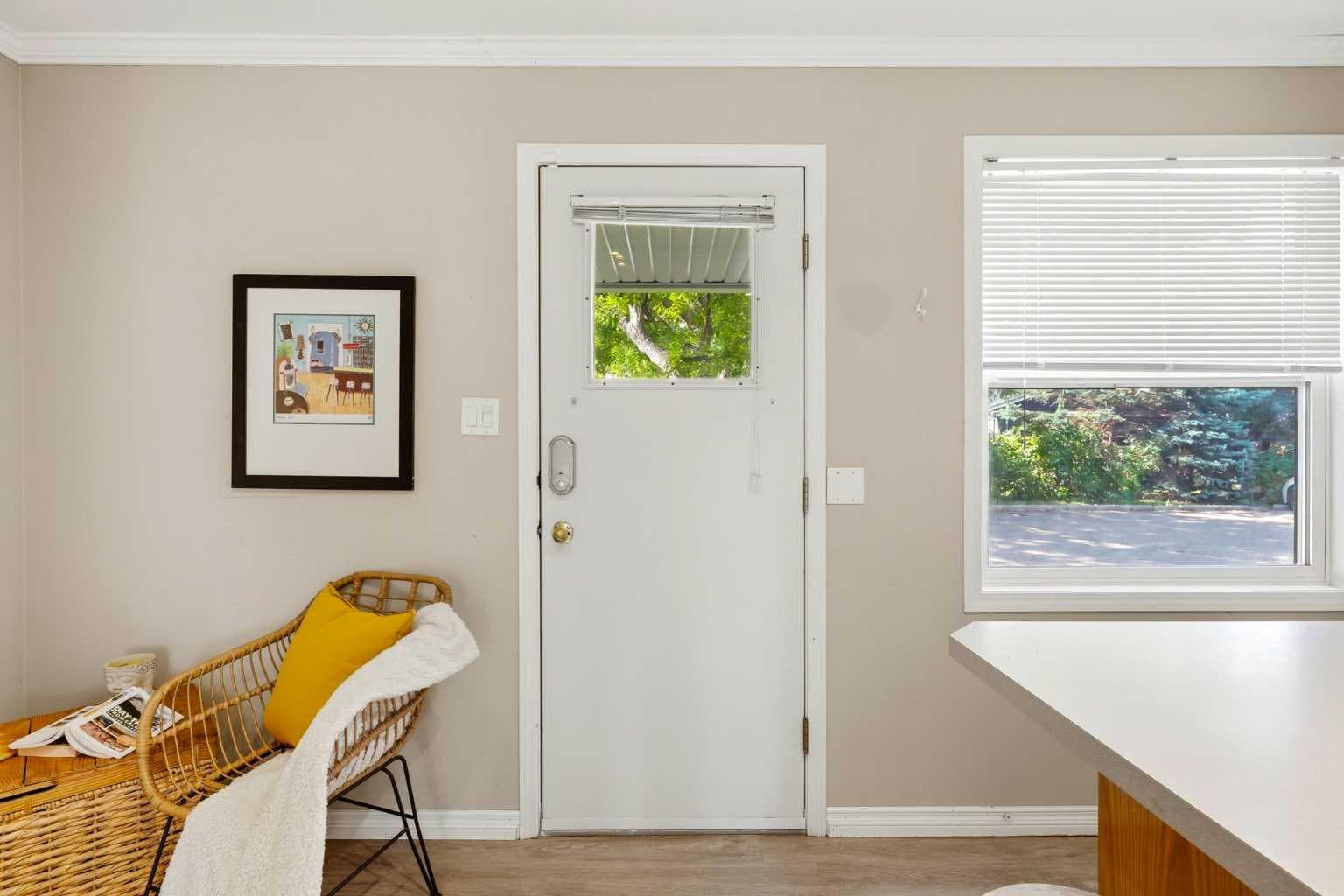 442 Regal Park NE