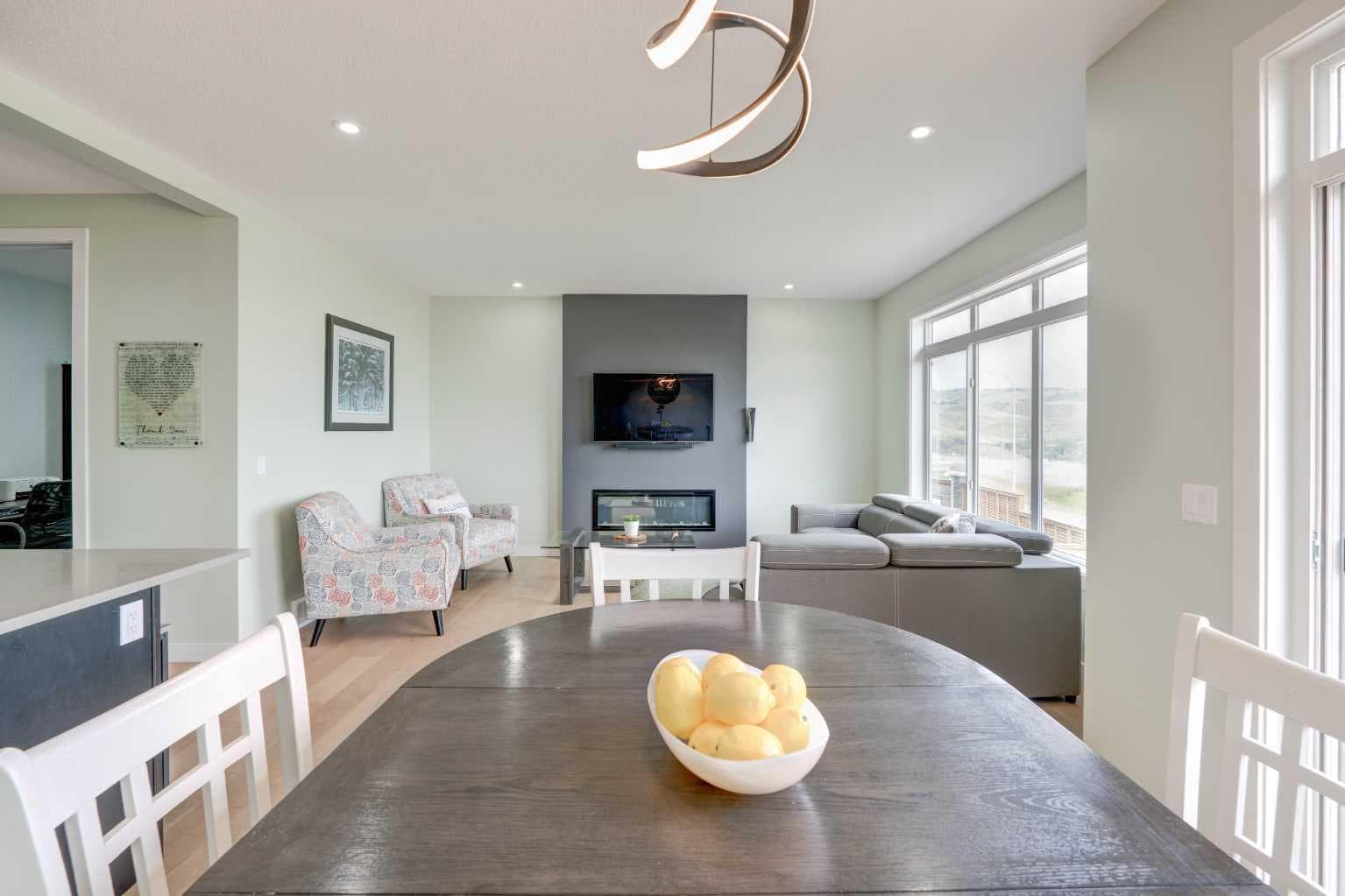 110 Precedence View 