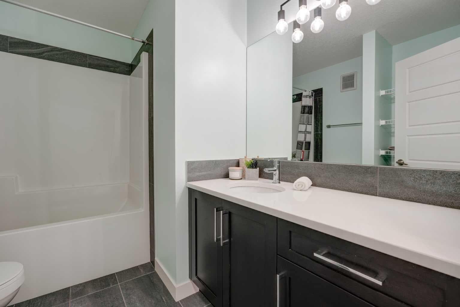 110 Precedence View 