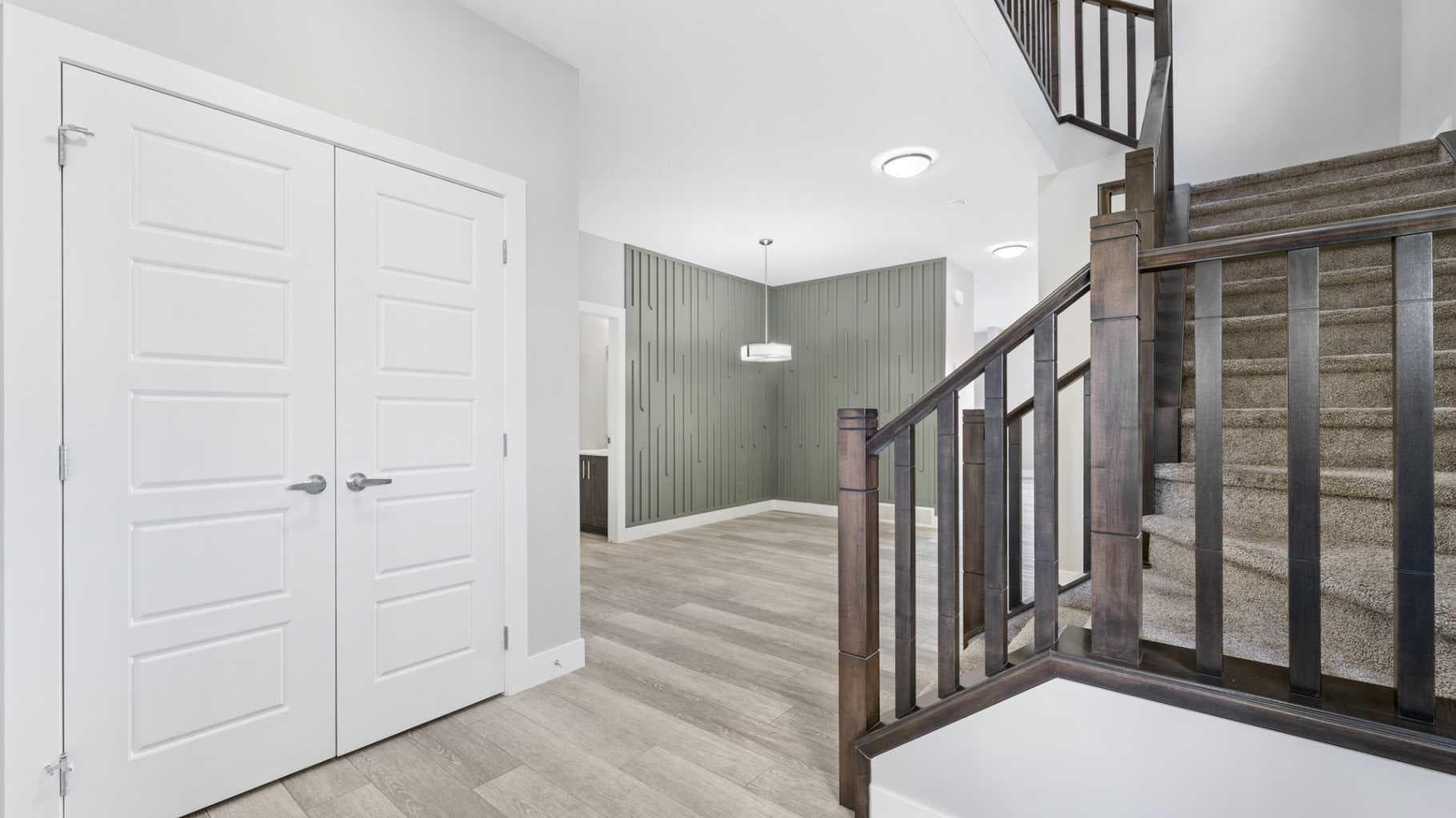 331 Savanna Way NE