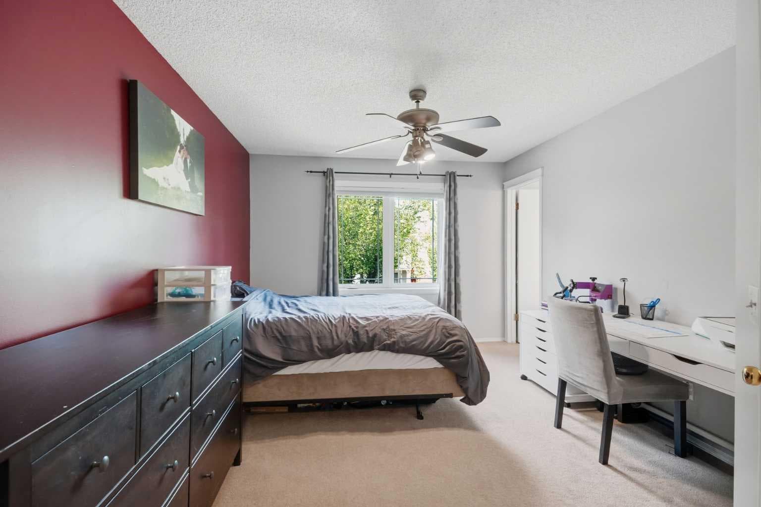 99 Prestwick Circle SE