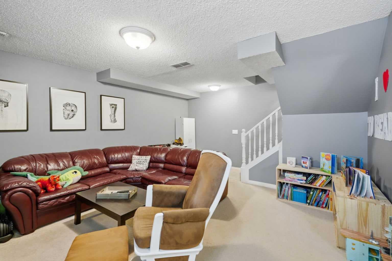 99 Prestwick Circle SE