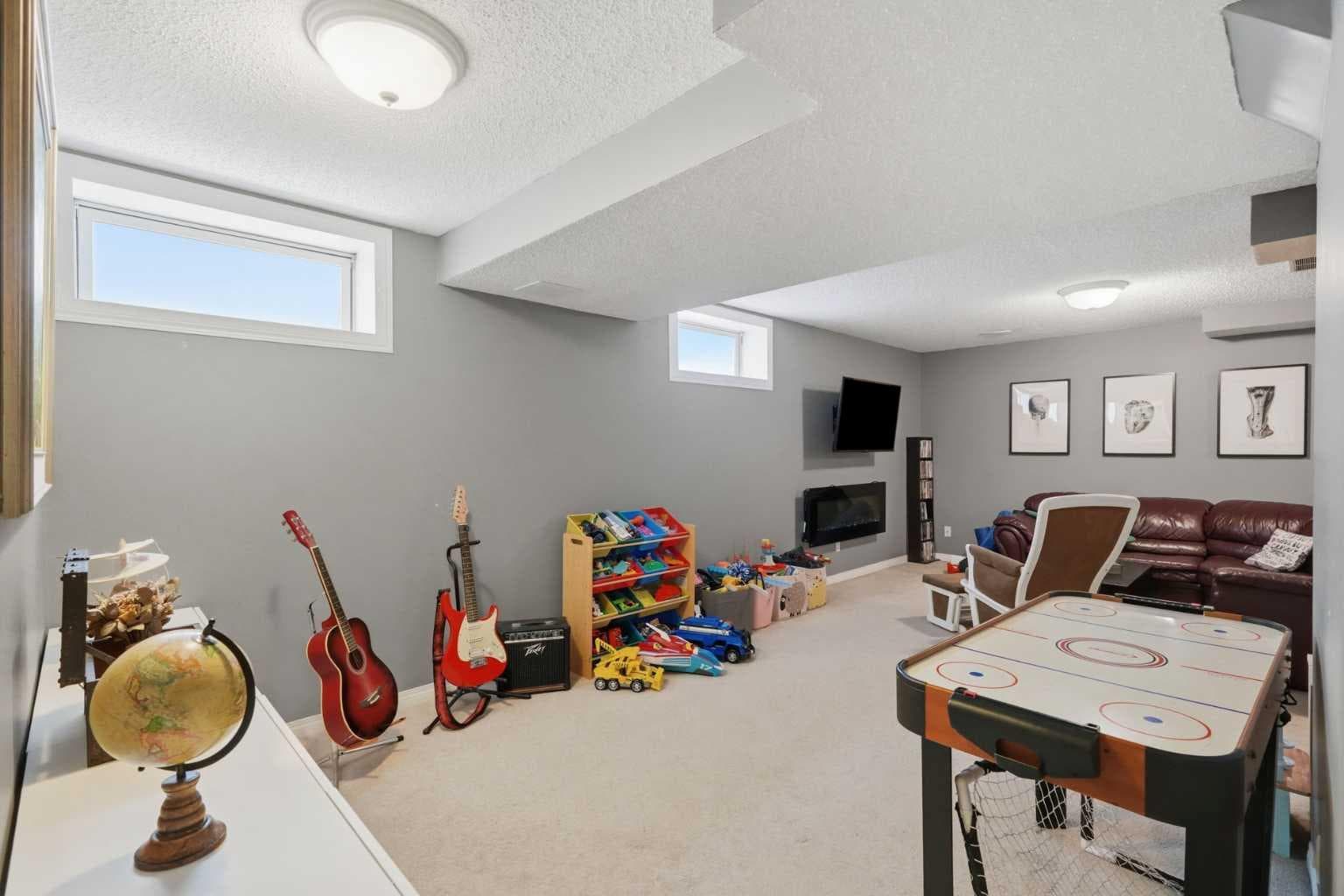 99 Prestwick Circle SE