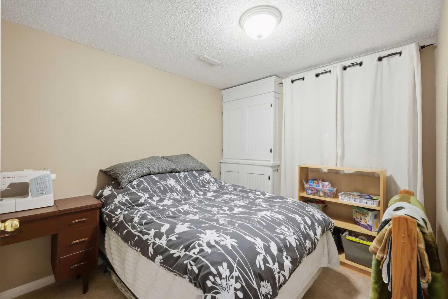 99 Prestwick Circle SE