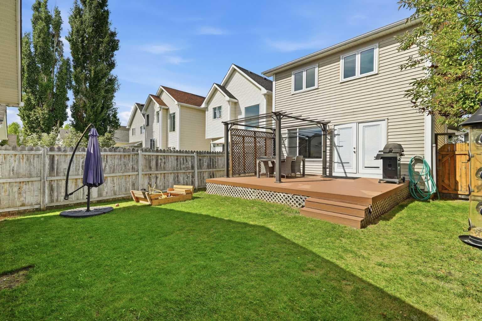 99 Prestwick Circle SE