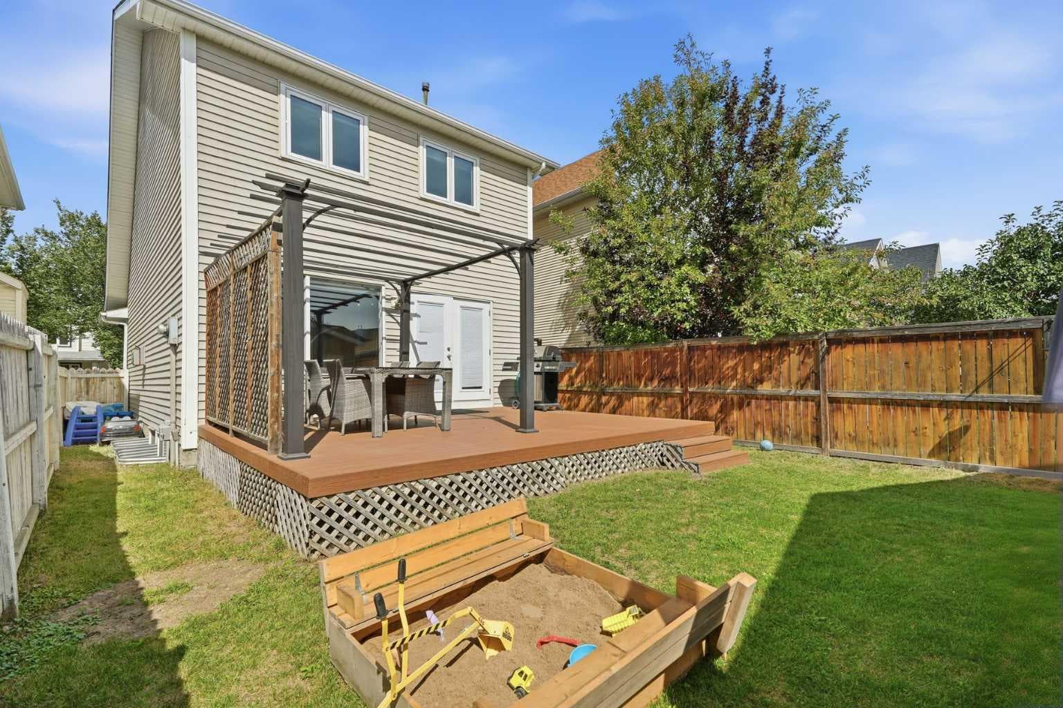 99 Prestwick Circle SE