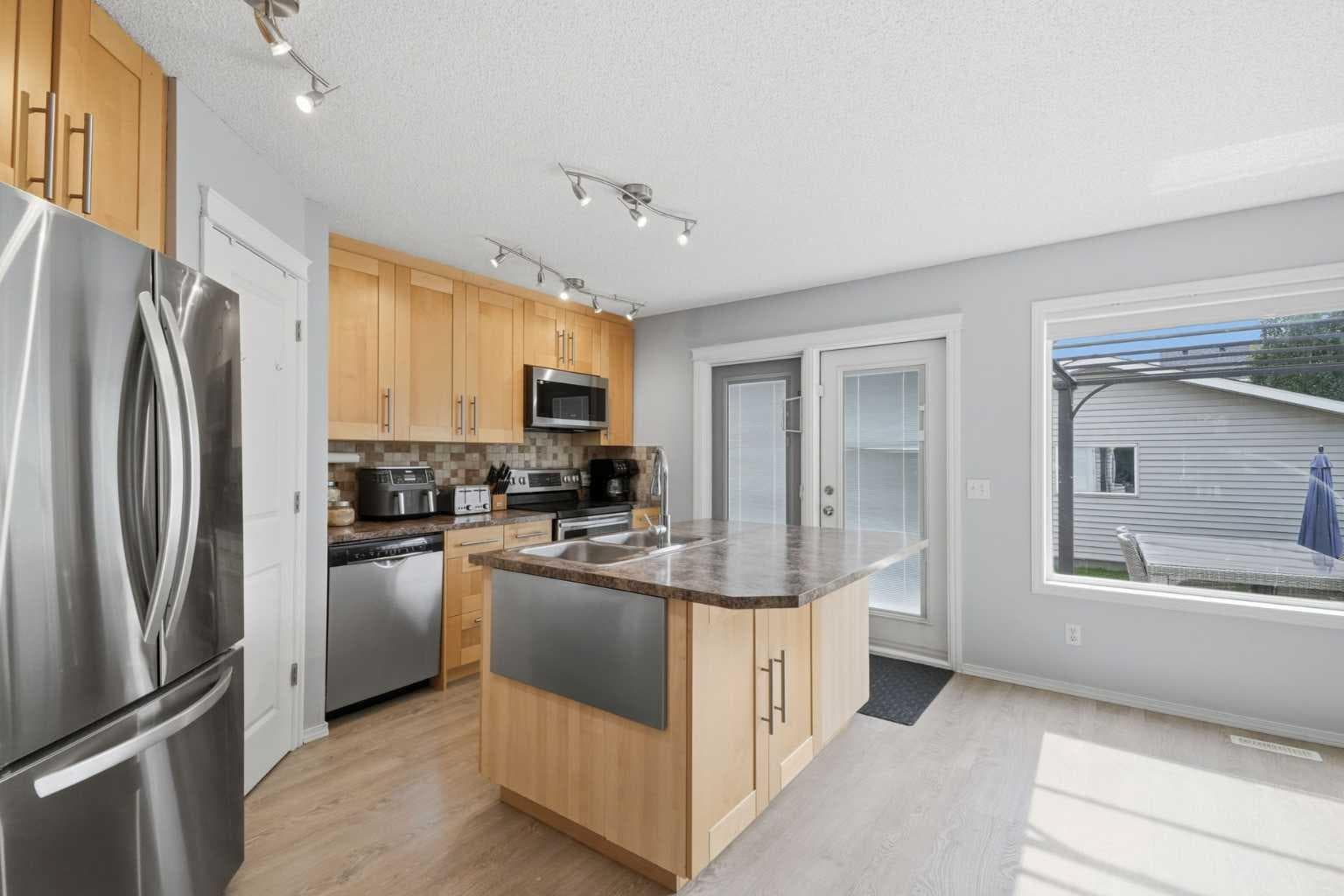 99 Prestwick Circle SE