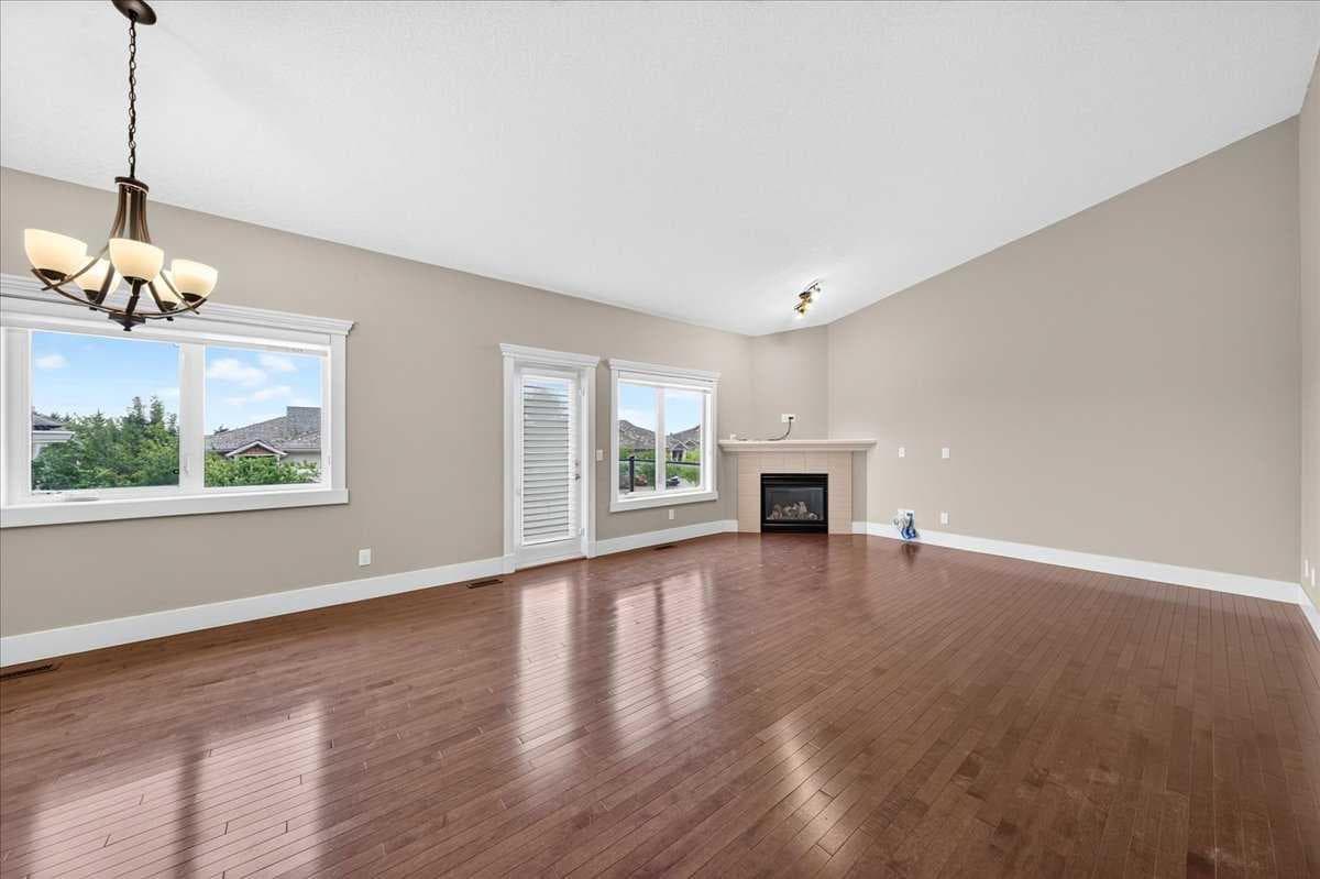 520 Rocky Vista Gardens NW
