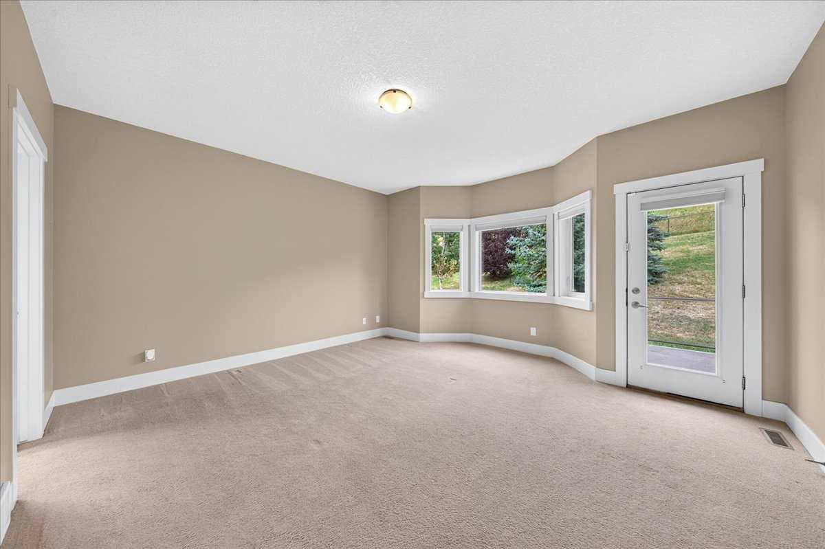 520 Rocky Vista Gardens NW