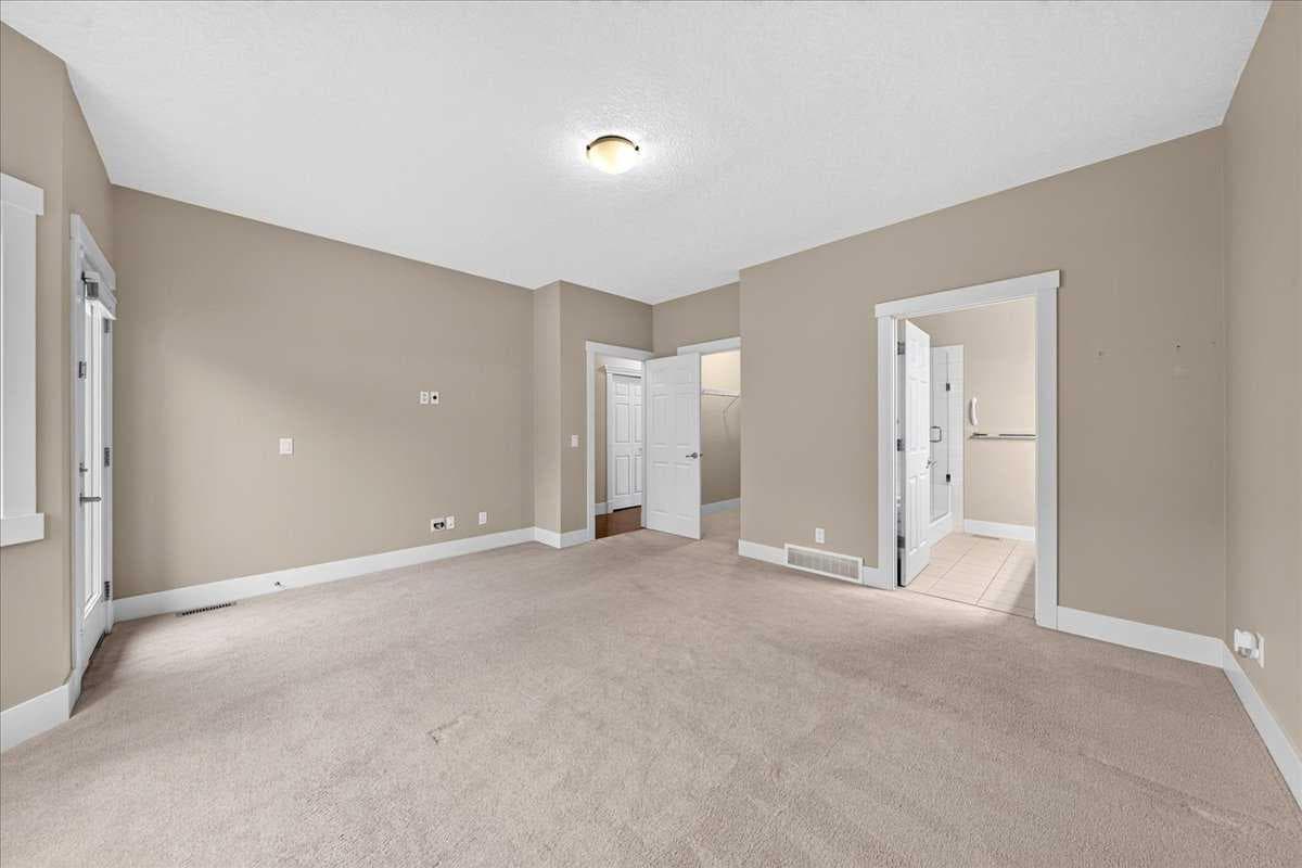 520 Rocky Vista Gardens NW