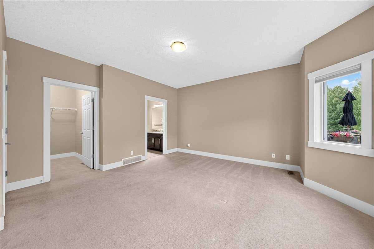 520 Rocky Vista Gardens NW