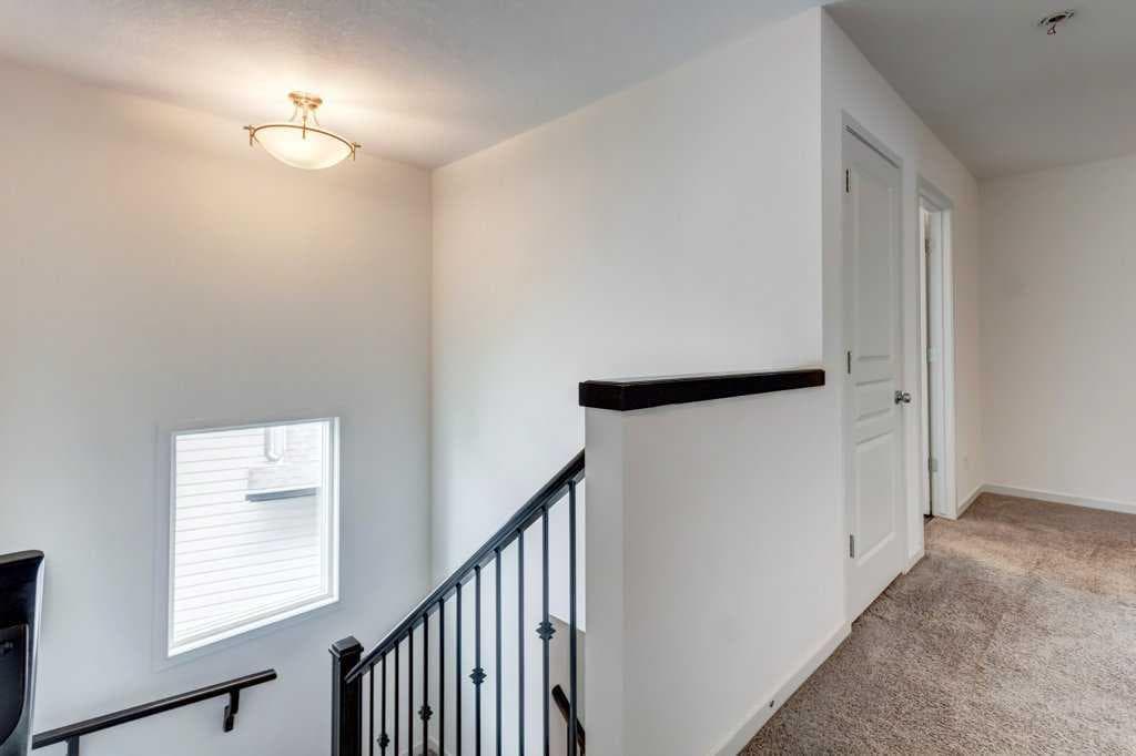 2203 Brightoncrest Common SE