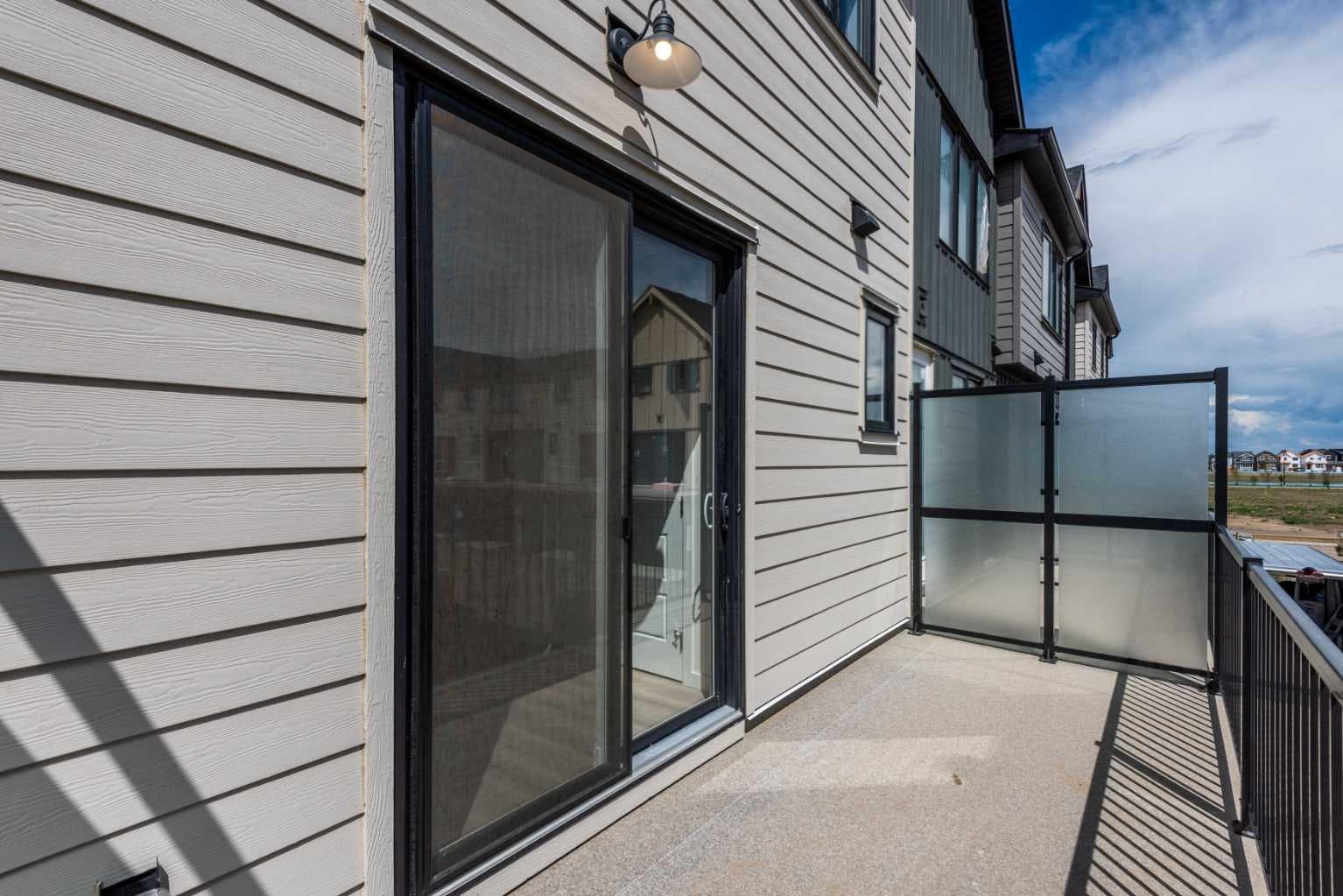 51 Mercado Lane SE