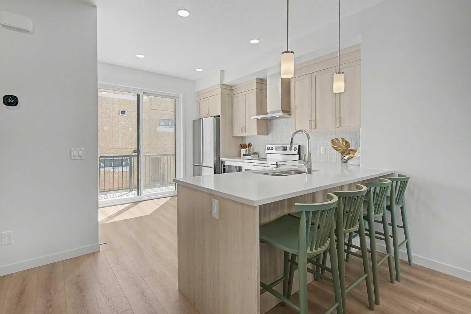 51 Mercado Lane SE
