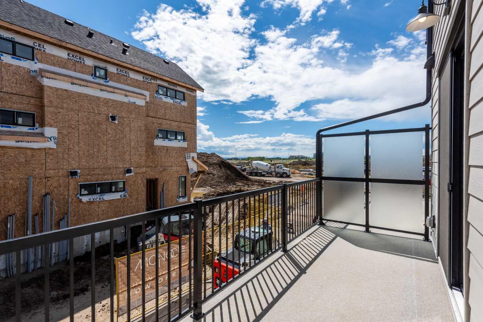 51 Mercado Lane SE