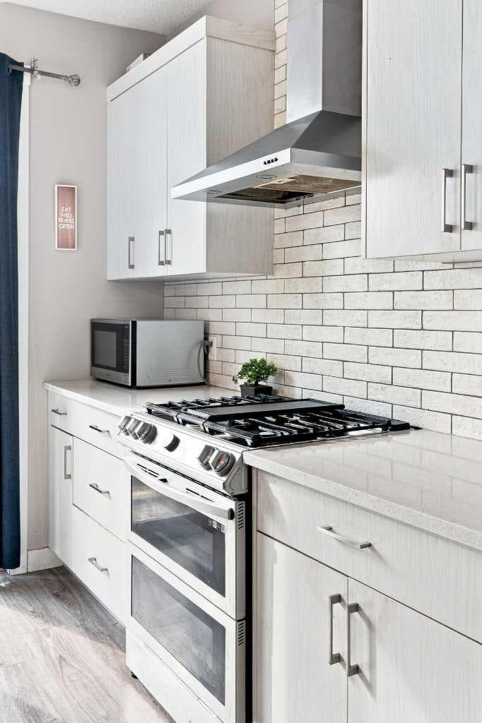 59 Howse Rise NE