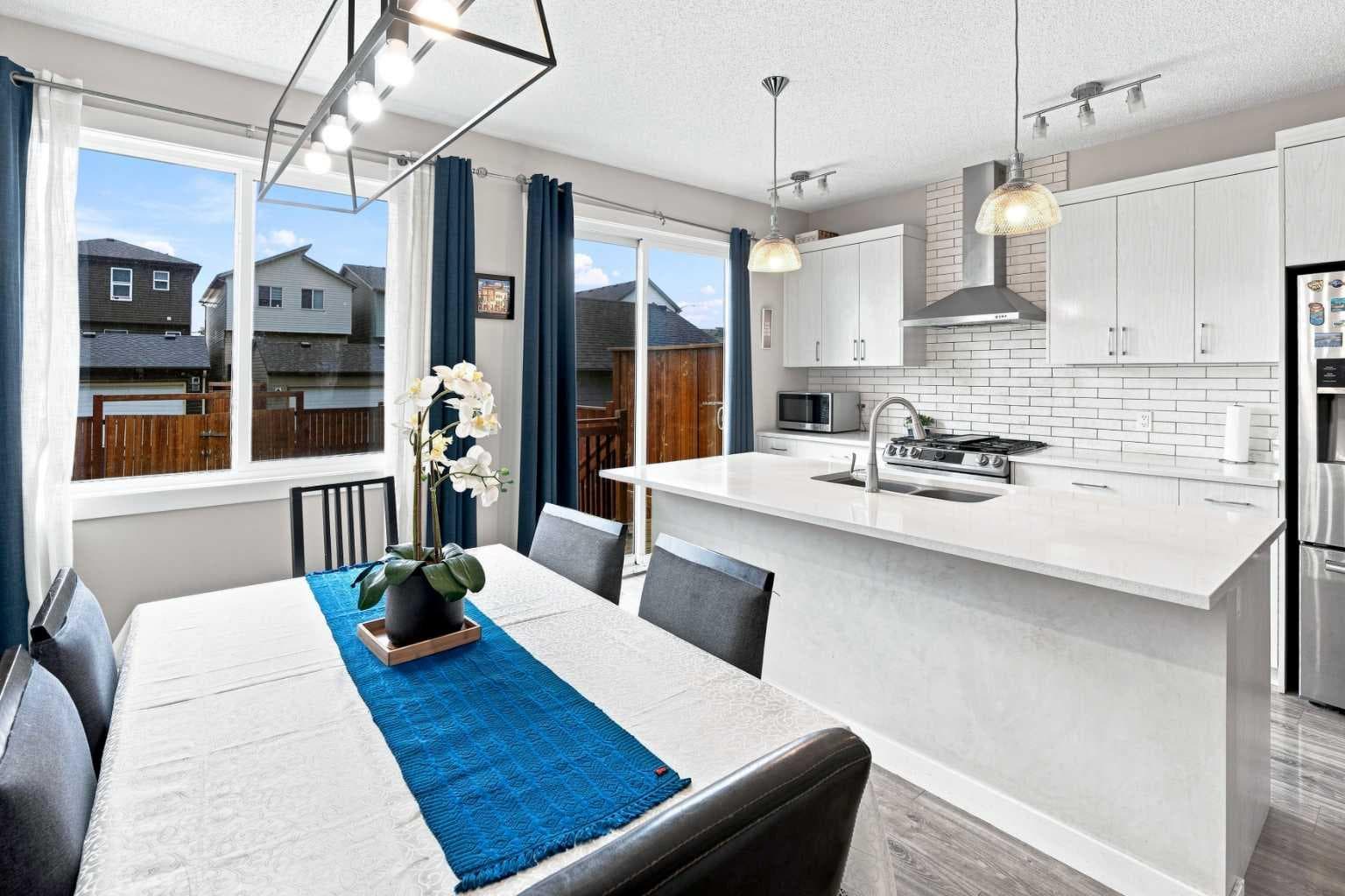 59 Howse Rise NE