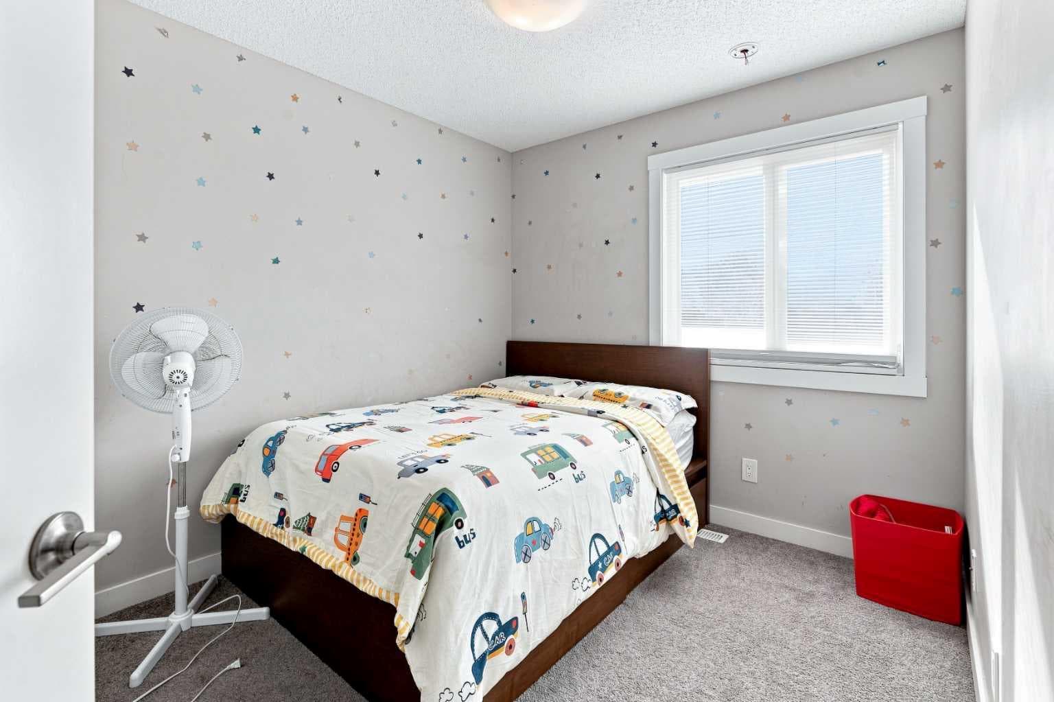 59 Howse Rise NE