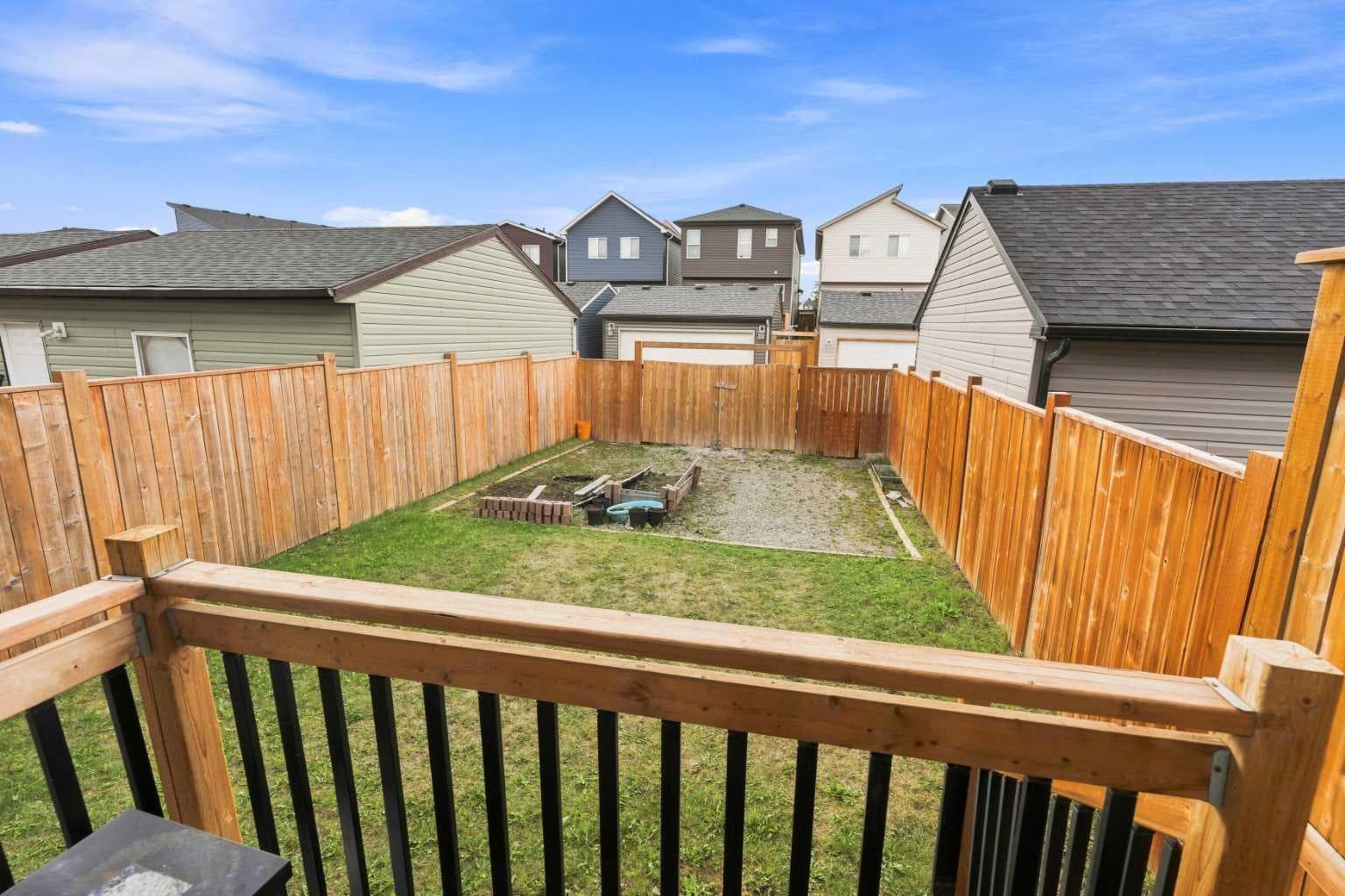 59 Howse Rise NE