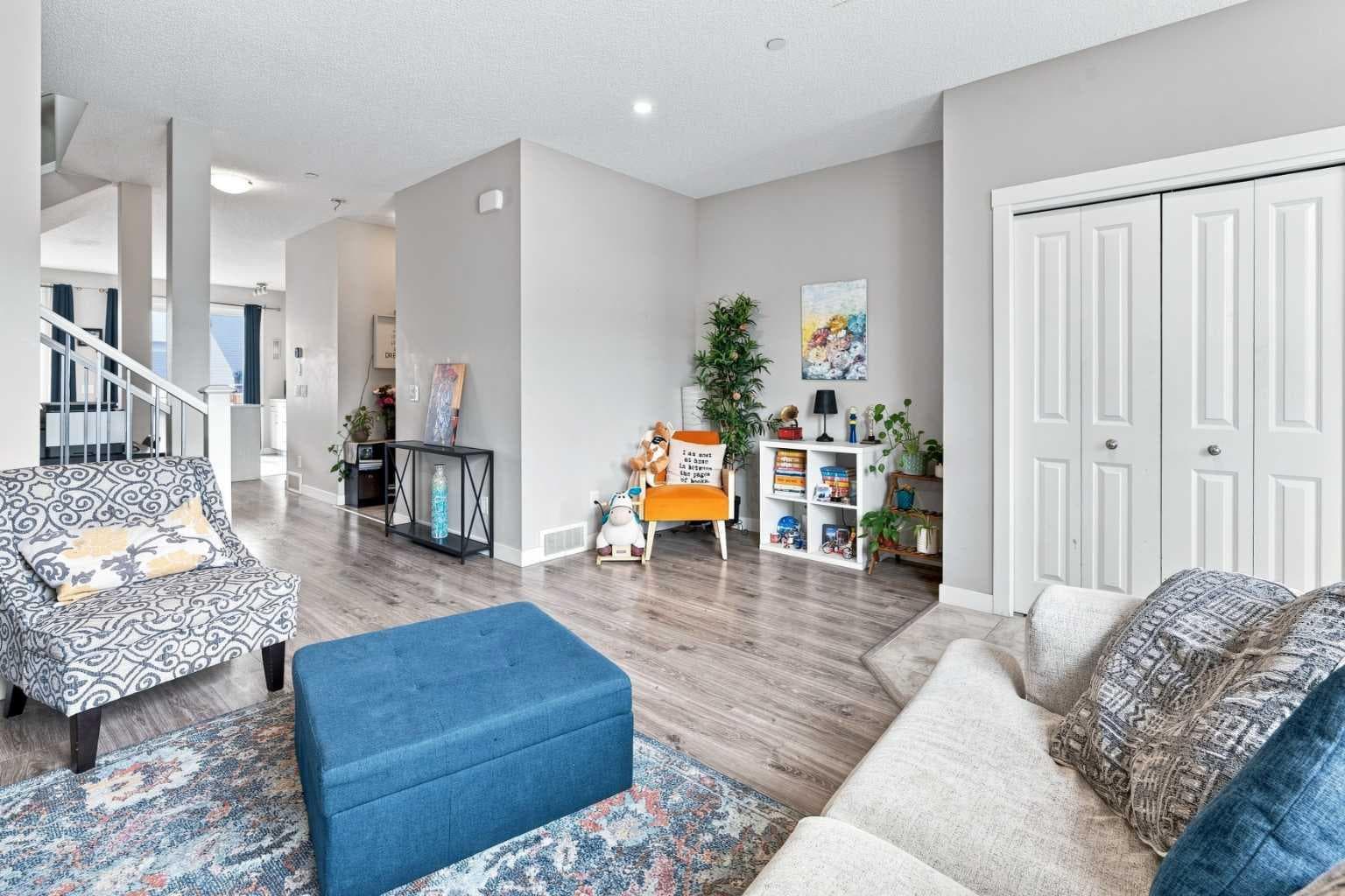 59 Howse Rise NE
