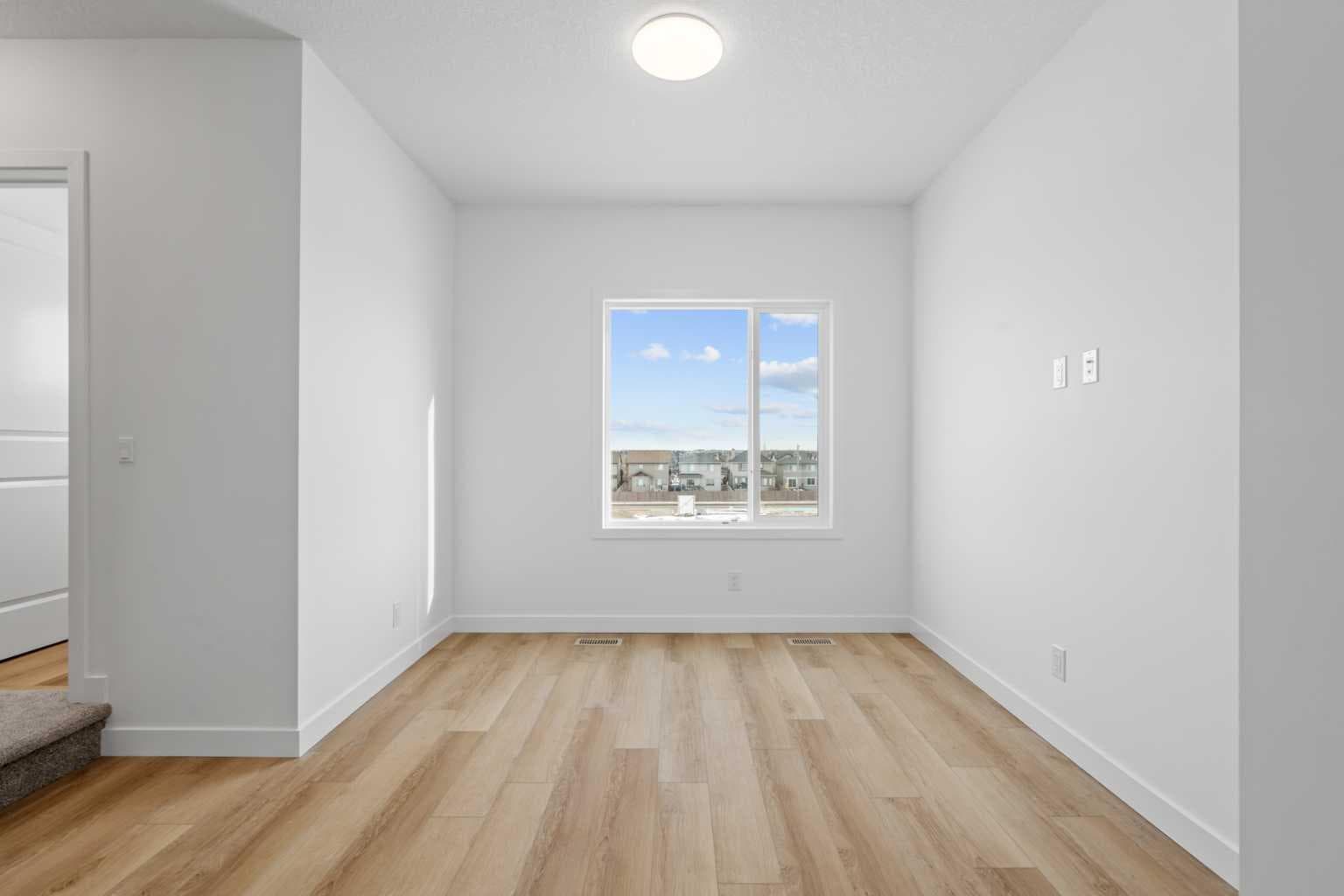 1306, 25 Wildwoods Court SW