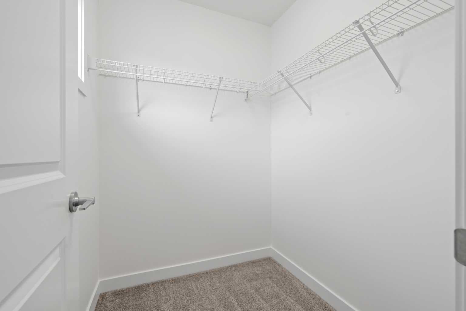 1306, 25 Wildwoods Court SW