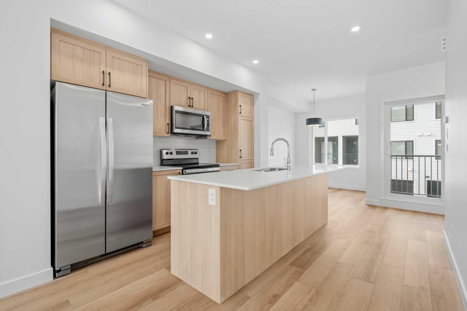 1306, 25 Wildwoods Court SW