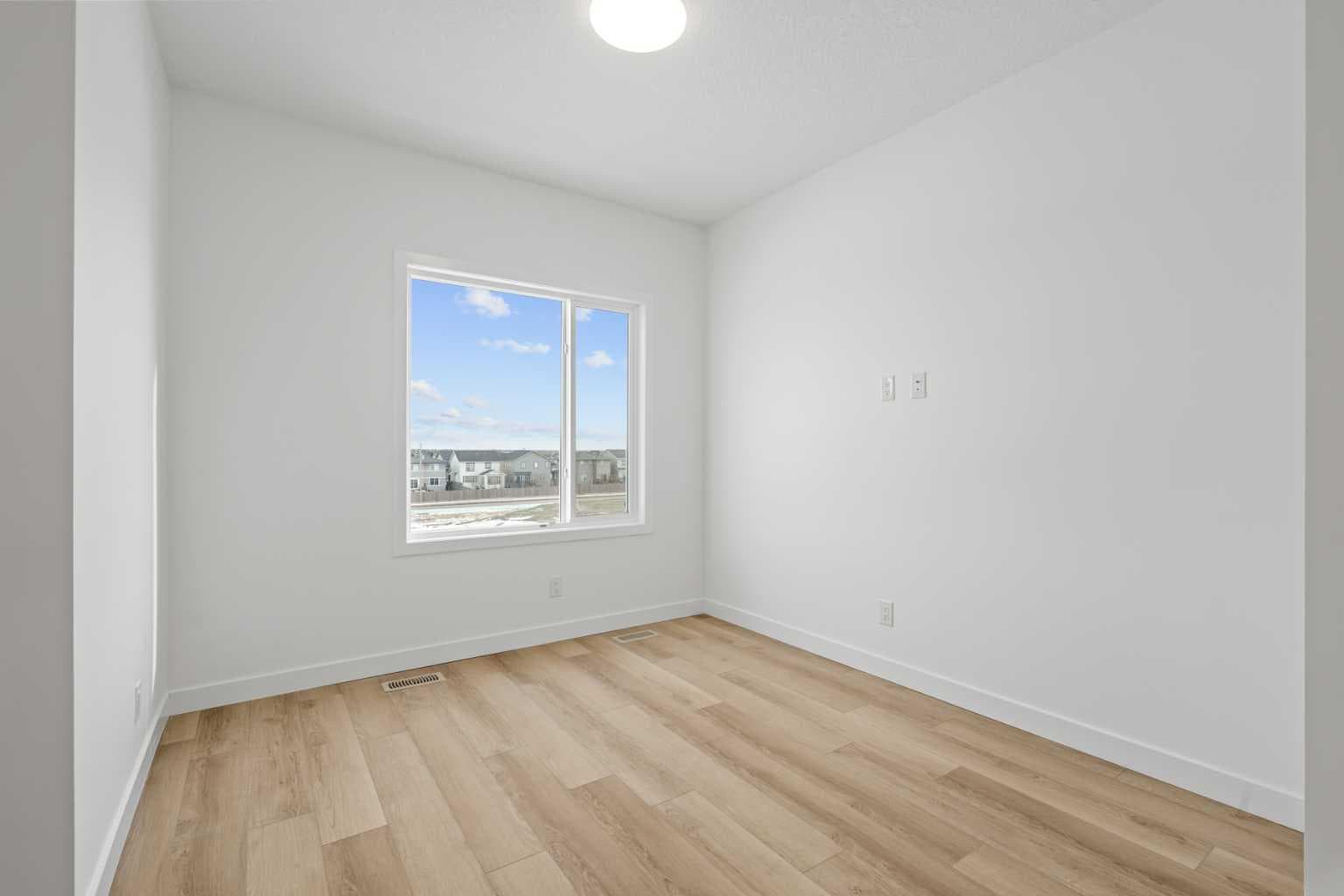 1306, 25 Wildwoods Court SW