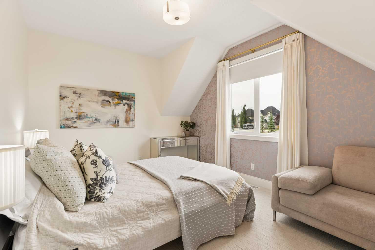 11 Aspen Summit Court SW
