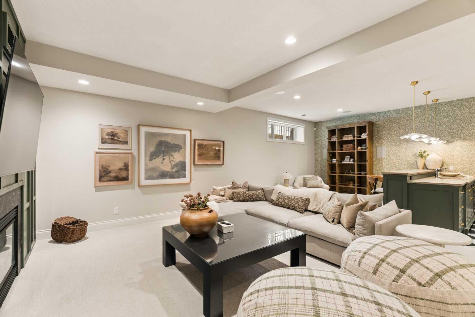 11 Aspen Summit Court SW
