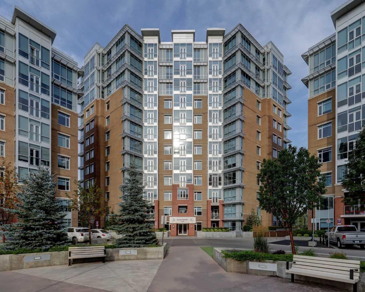 604, 32 Varsity Estates Circle NW