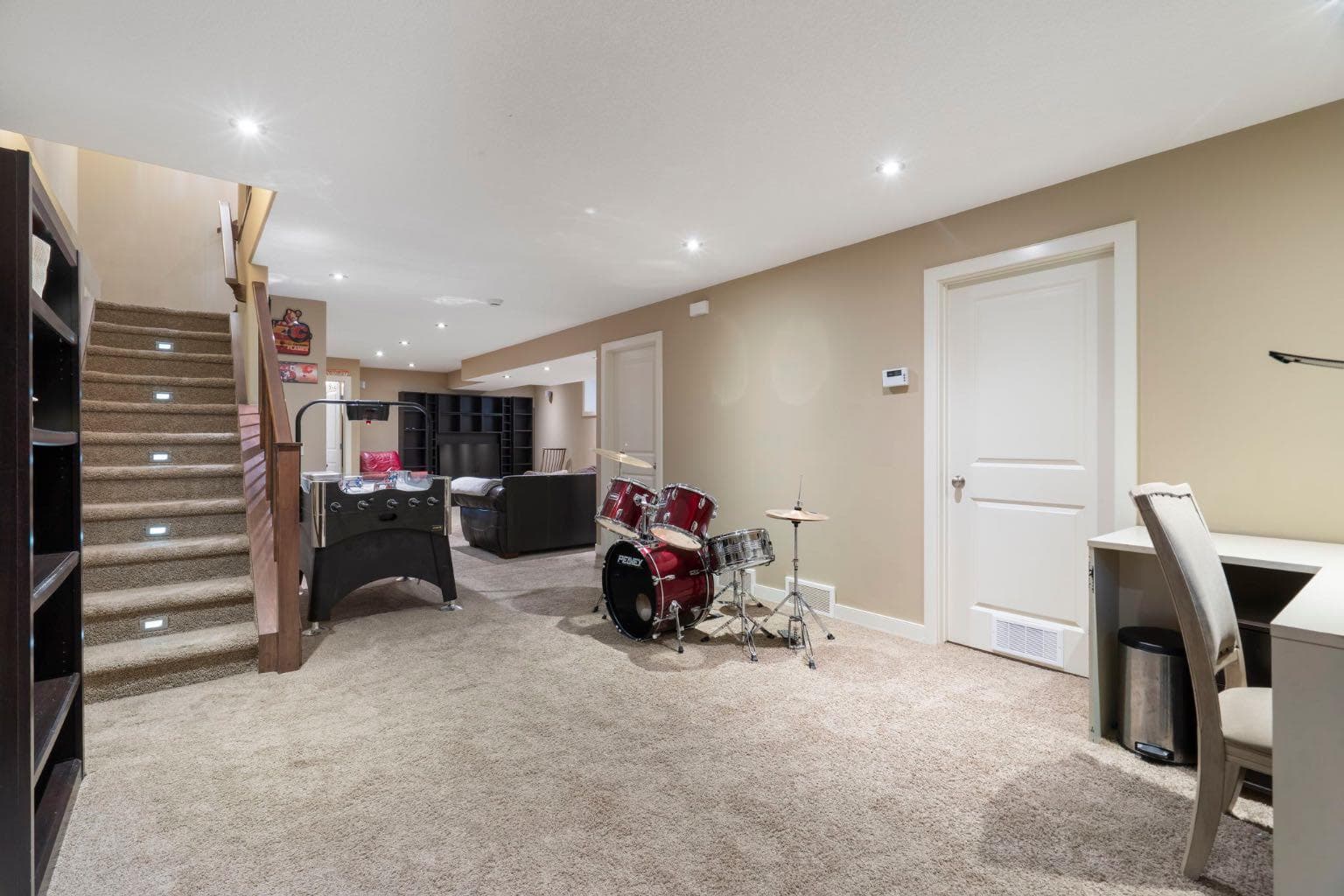 169 Fireside Place 